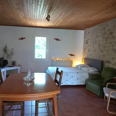 Grand Au Calme Vue Sur La Rivière Appartement