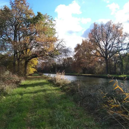 Grand Au Calme Vue Sur La Rivière *