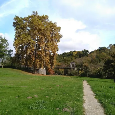 Appartamento Grand Au Calme Vue Sur La Rivière *